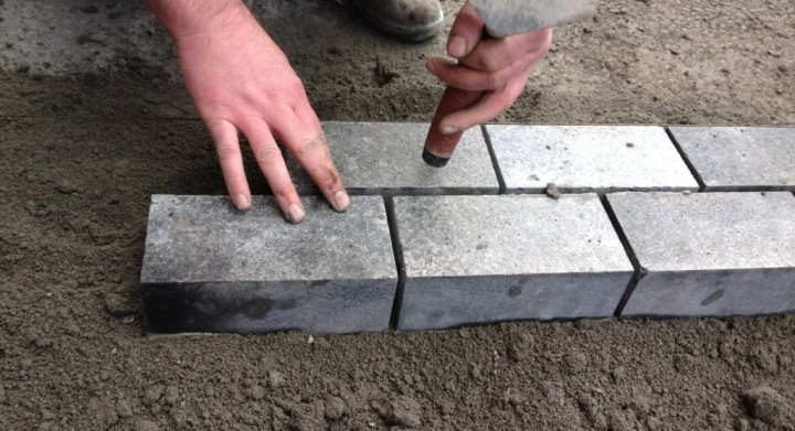 Set installed in bedding mortar_Streetscape® from SMET