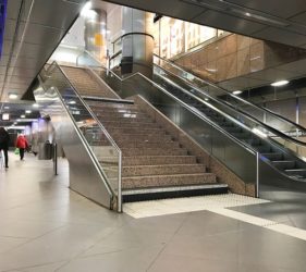 Fast Track Floors. Sopro Rapidur M5 screed used in Bahnhof am Hauptbahnhof Düsseldorf