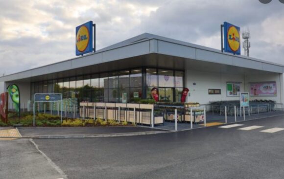 Lidl Droitwich_SMET Bauprotec Render System_applied by BWB Contracts_