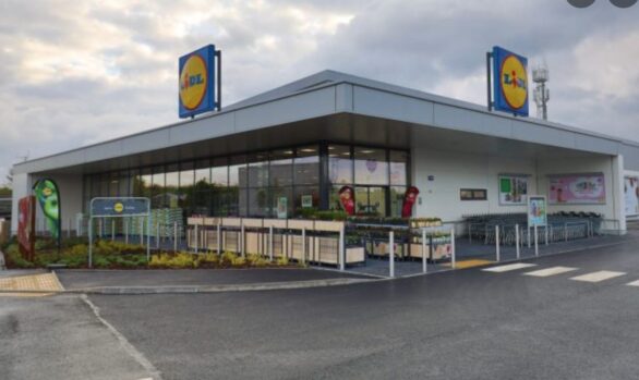 Lidl Droitwich_SMET Bauprotec Render System_applied by BWB Contracts_