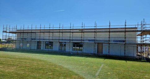 Ratoath Rugby Club_bauprotec 850M_machine-applied render_Remark Plastering
