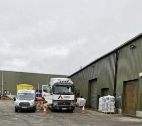 Tayto Park Factory_Rapidur® EB5 Rapid Drying Sand and Cement Floor for MG Ashbourne_B Doherty Screed