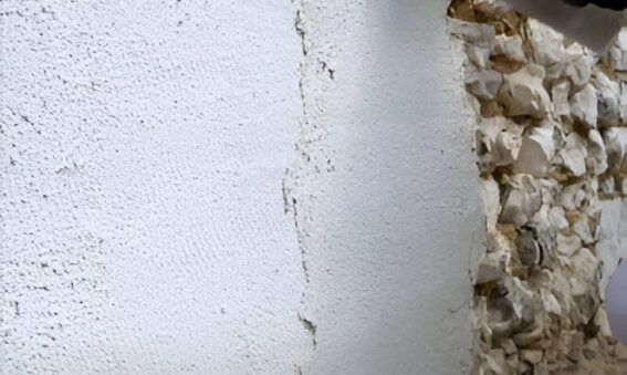 Tradilys Protect -Application is straightforward with soft and creamy mortar