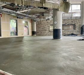 B Doherty Mobile Screed Factory_Sidings Final pour for Collen_EB5 Rapid Drying