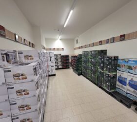 Lidl Newcastle Co Down _ bauprotec render system_ supplied by SMET to IFP for Ganson Construction
